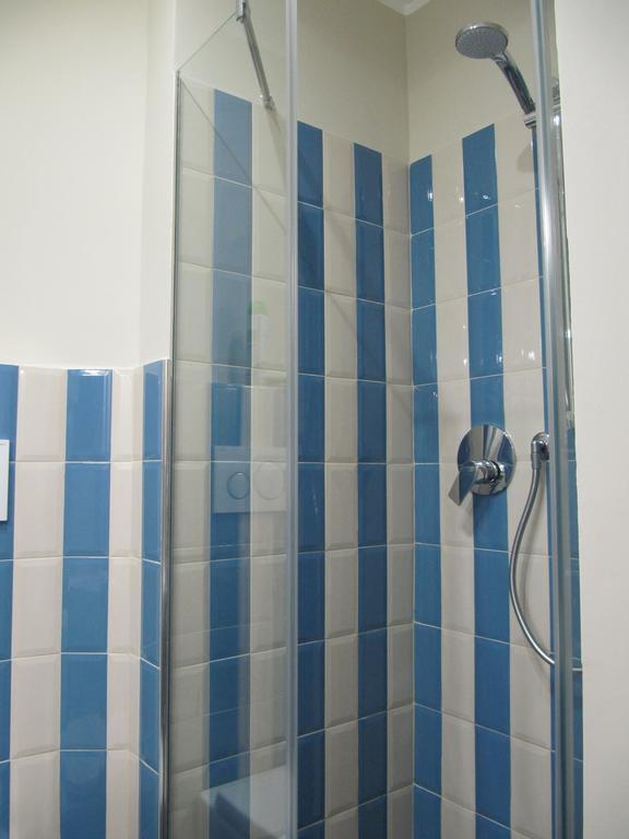 Al Porta Susa B&B トリノ エクステリア 写真